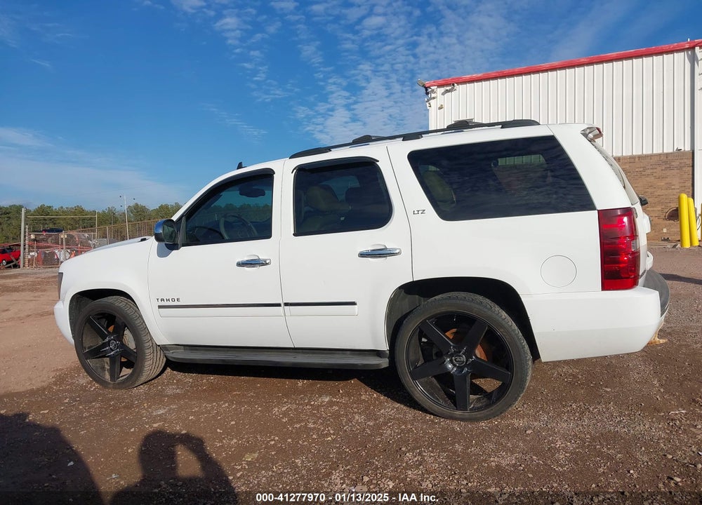 2011 CHEVROLET TAHOE LTZ VIN: 1GNSCCE01BR175342