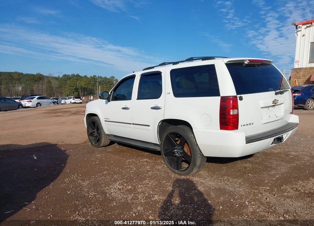 2011 CHEVROLET TAHOE LTZ VIN: 1GNSCCE01BR175342