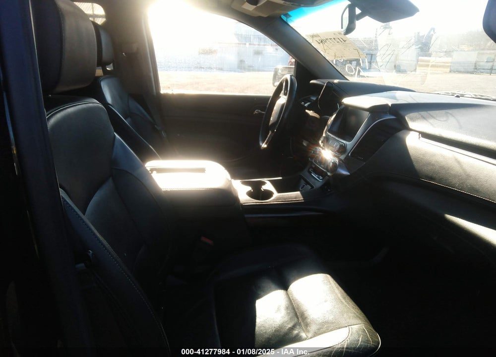 2017 CHEVROLET SUBURBAN LT VIN: 1GNSKHKC5HR132114