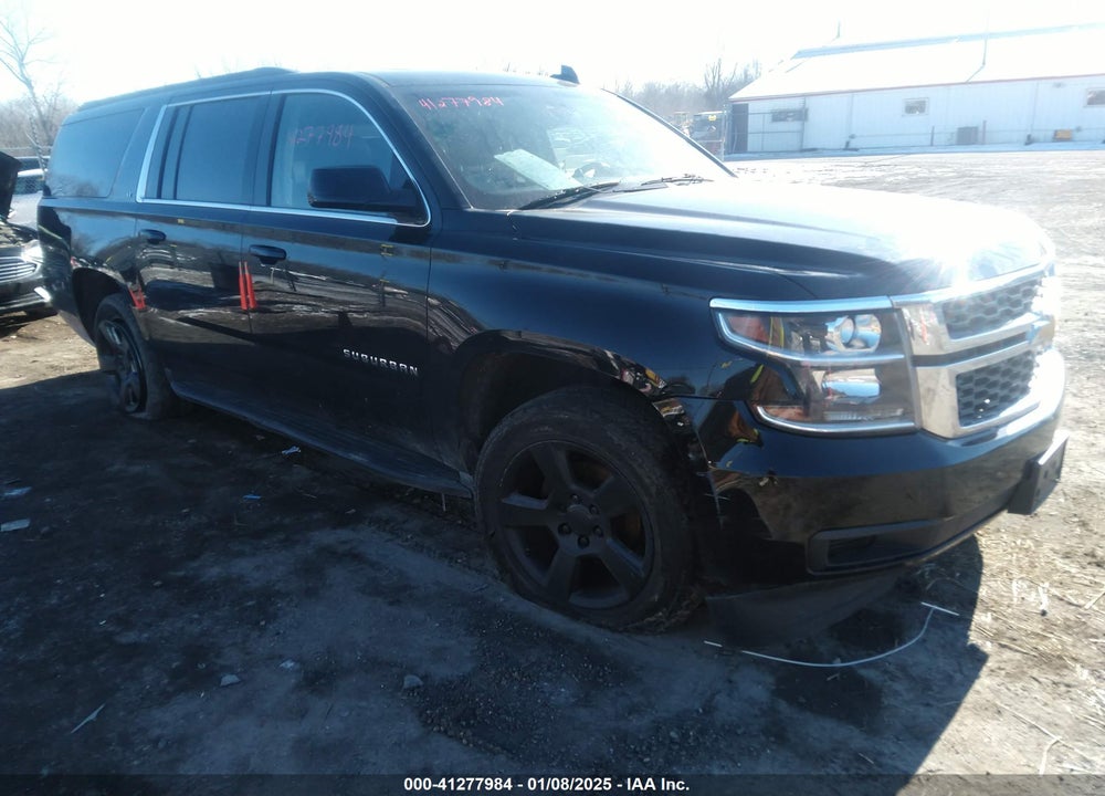 2017 CHEVROLET SUBURBAN LT VIN: 1GNSKHKC5HR132114