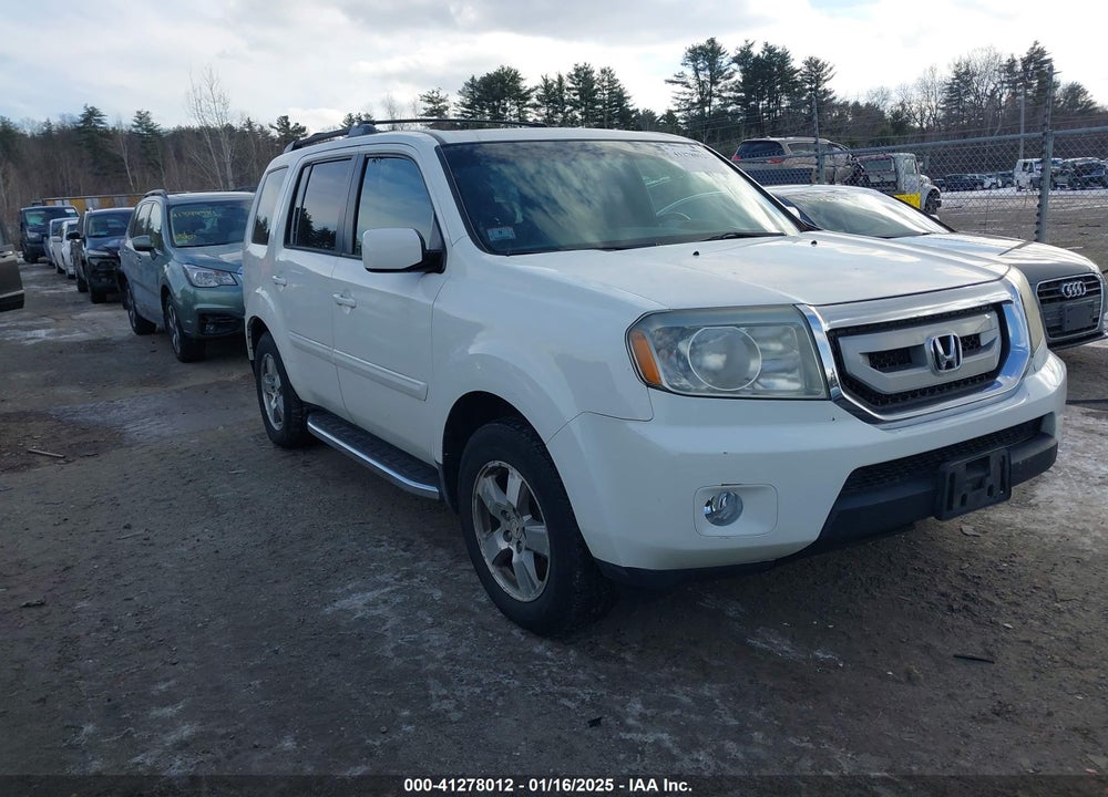 2010 HONDA PILOT EX-L VIN: 5FNYF4H59AB026611