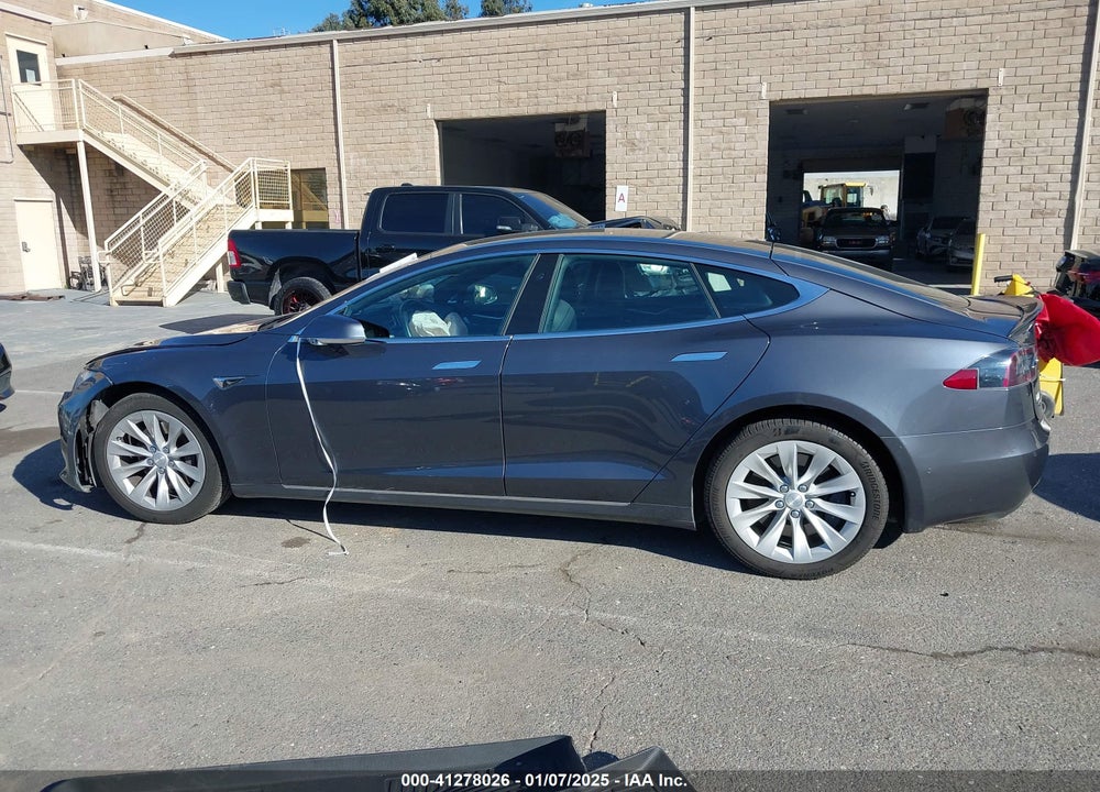 2018 TESLA MODEL S VIN: 5YJSA1E20JF247978