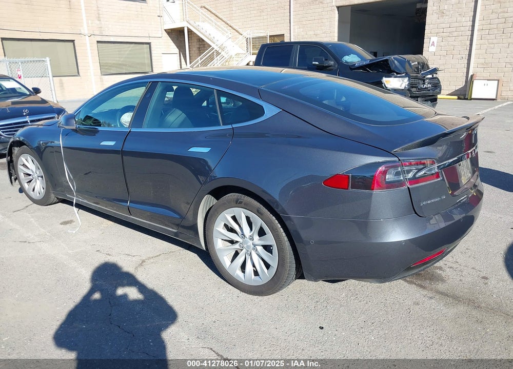 2018 TESLA MODEL S VIN: 5YJSA1E20JF247978
