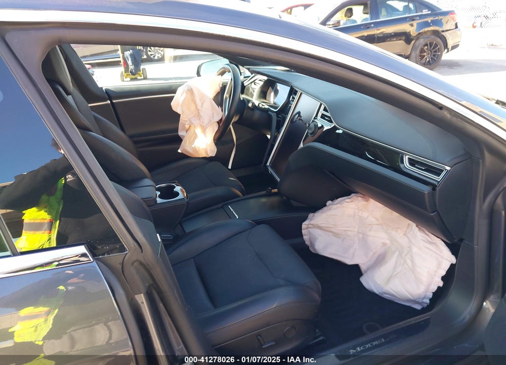 2018 TESLA MODEL S VIN: 5YJSA1E20JF247978