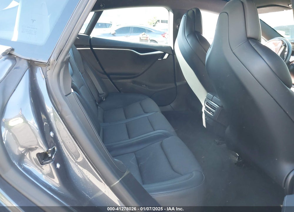 2018 TESLA MODEL S VIN: 5YJSA1E20JF247978