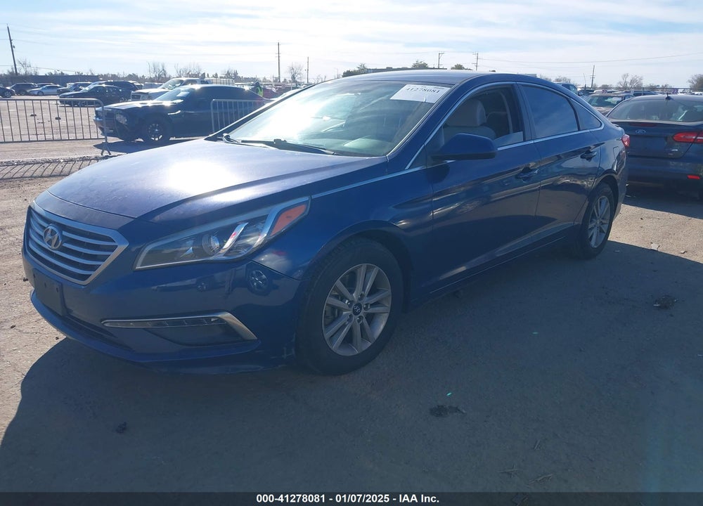 2015 HYUNDAI SONATA SE VIN: 5NPE24AFXFH017443