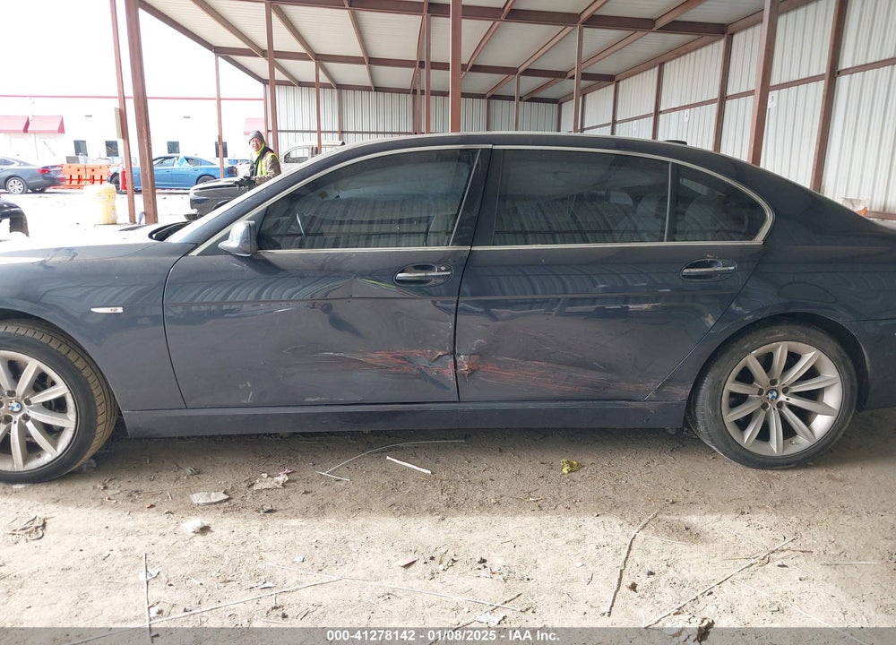 2008 BMW 750LI VIN: WBAHN83548DT80424