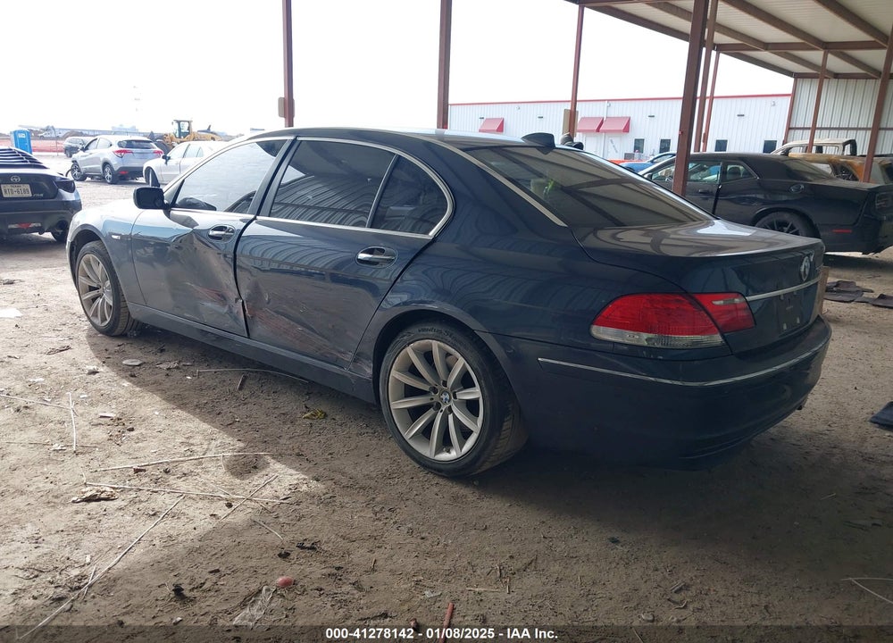 2008 BMW 750LI VIN: WBAHN83548DT80424