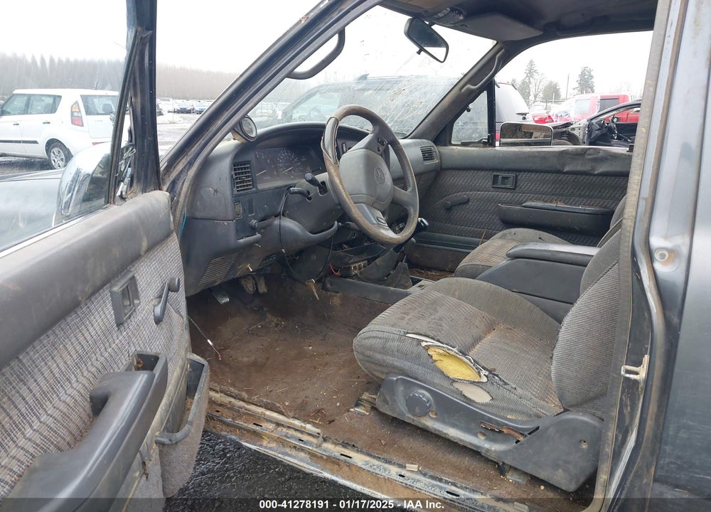 1994 TOYOTA PICKUP 1/2 TON EX LONG WHLBS SR5 VIN: JT4VN13G8R5132574