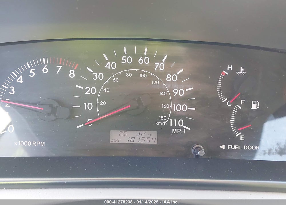 2008 TOYOTA COROLLA LE VIN: 2T1BR32E58C871633