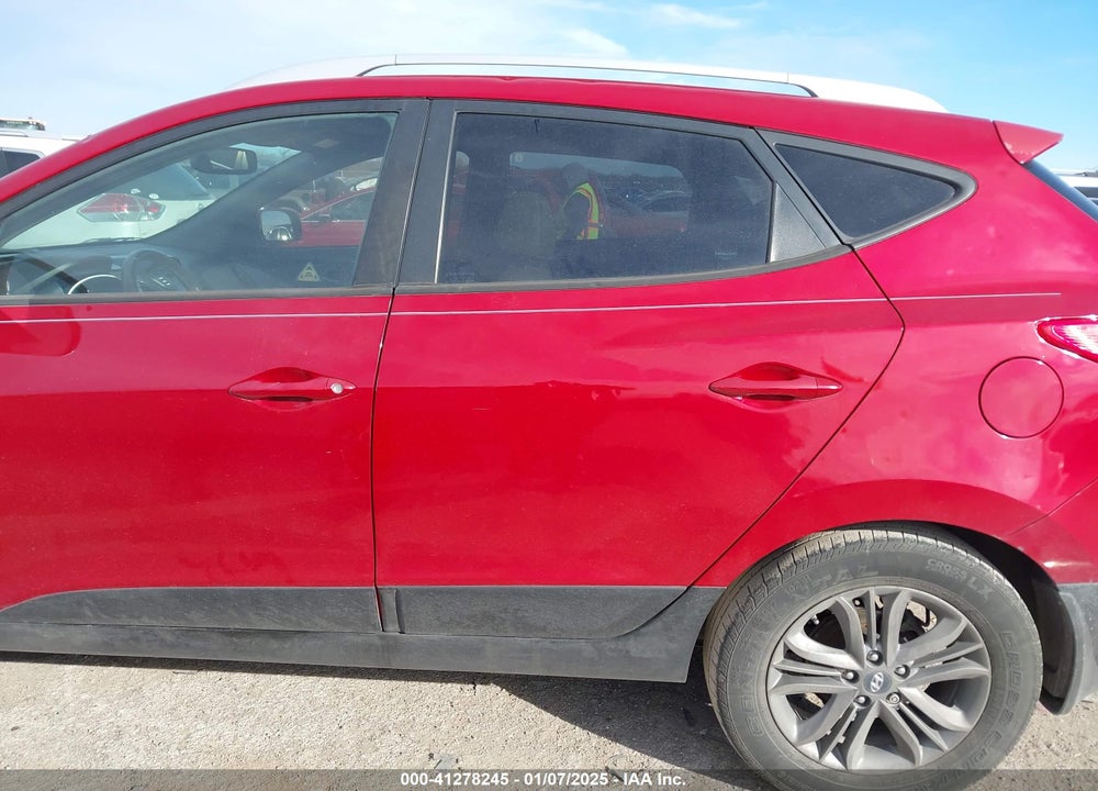 2014 HYUNDAI TUCSON SE VIN: KM8JU3AG9EU846595