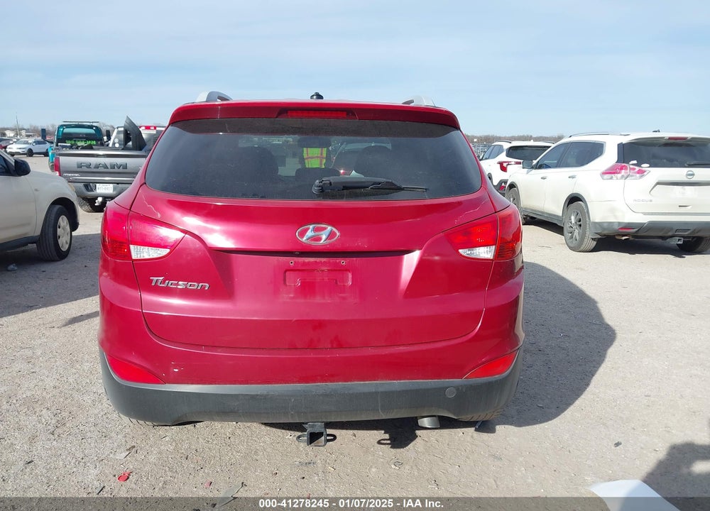 2014 HYUNDAI TUCSON SE VIN: KM8JU3AG9EU846595