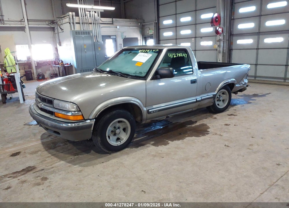 2000 CHEVROLET S-10 LS VIN: 1GCCS1449YK187118