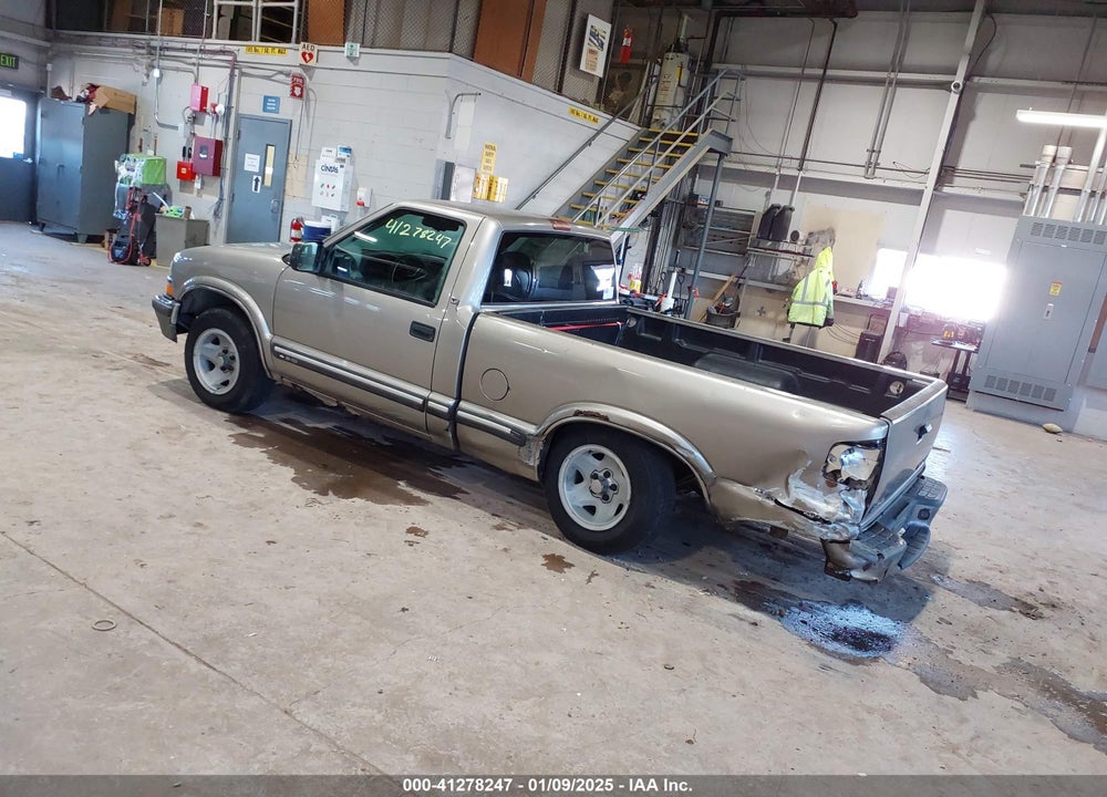 2000 CHEVROLET S-10 LS VIN: 1GCCS1449YK187118