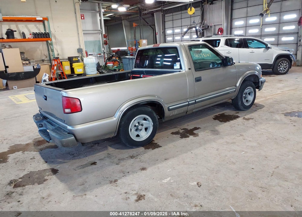 2000 CHEVROLET S-10 LS VIN: 1GCCS1449YK187118