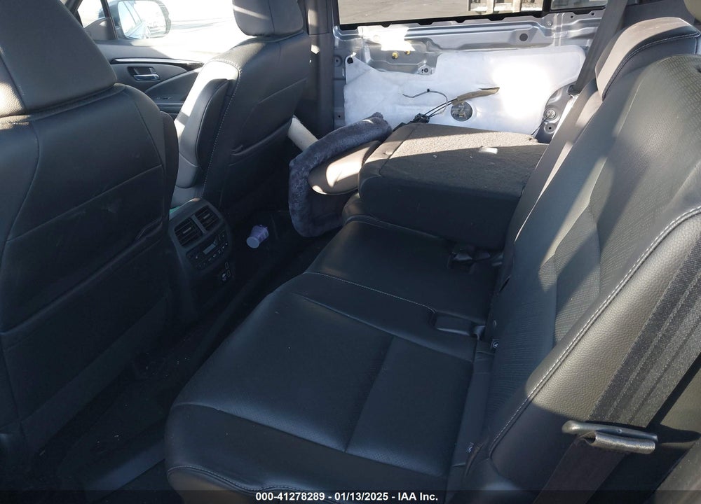 2020 HONDA PASSPORT 2WD TOURING VIN: 5FNYF7H98LB006504