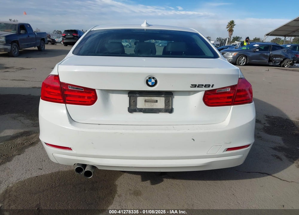 2014 BMW 328I VIN: WBA3C1C55EK113291