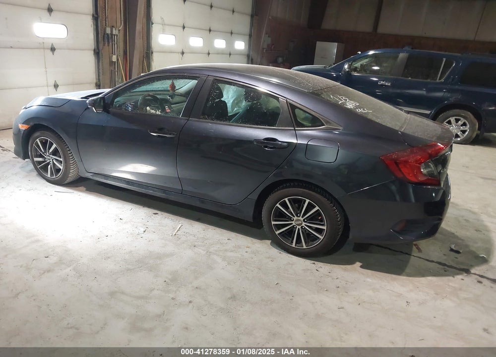 2017 HONDA CIVIC VIN: 2HGFC2F57HH531768