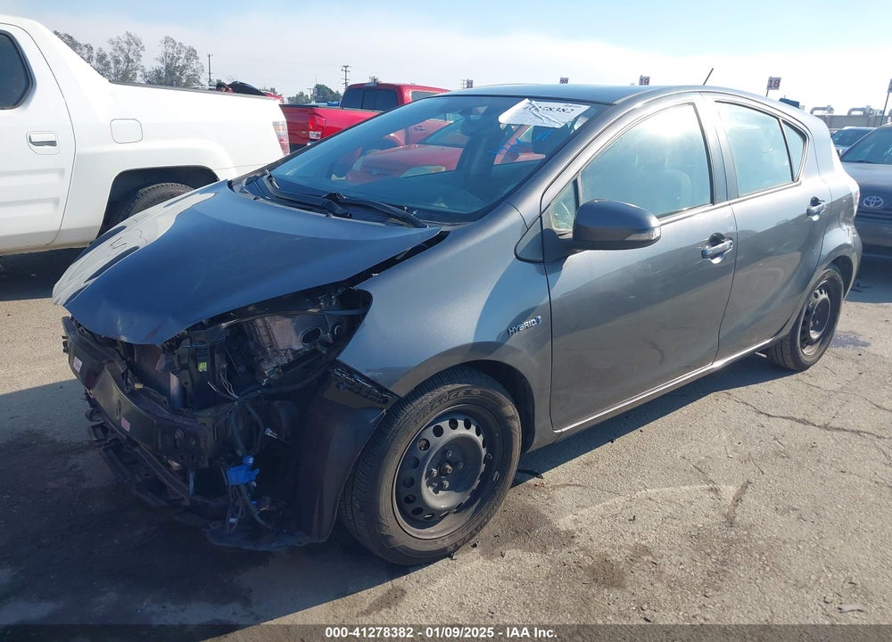 2013 TOYOTA PRIUS C THREE VIN: JTDKDTB39D1557544