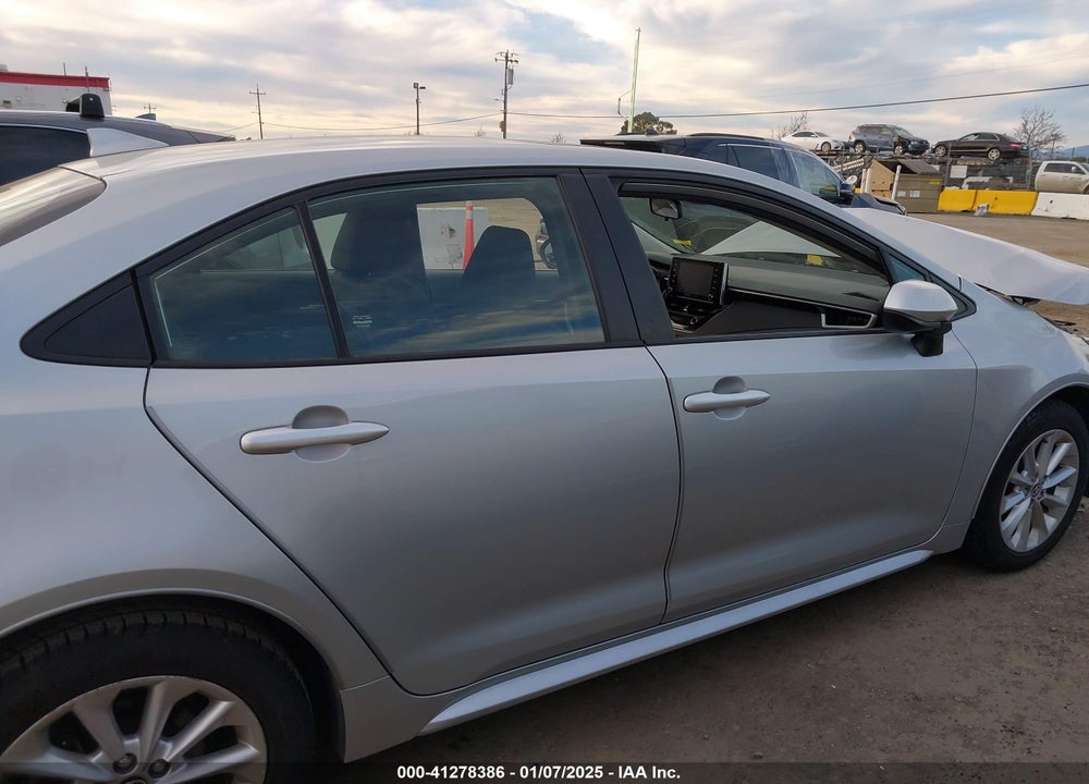 2020 TOYOTA COROLLA LE VIN: JTDHPRAE7LJ017292