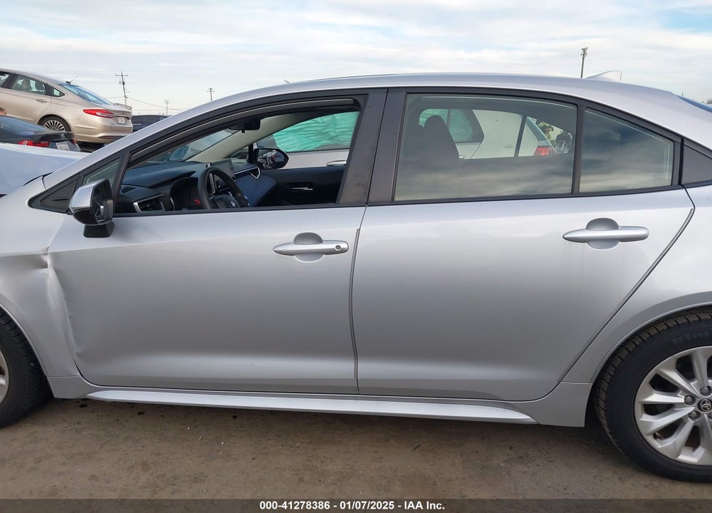 2020 TOYOTA COROLLA LE VIN: JTDHPRAE7LJ017292