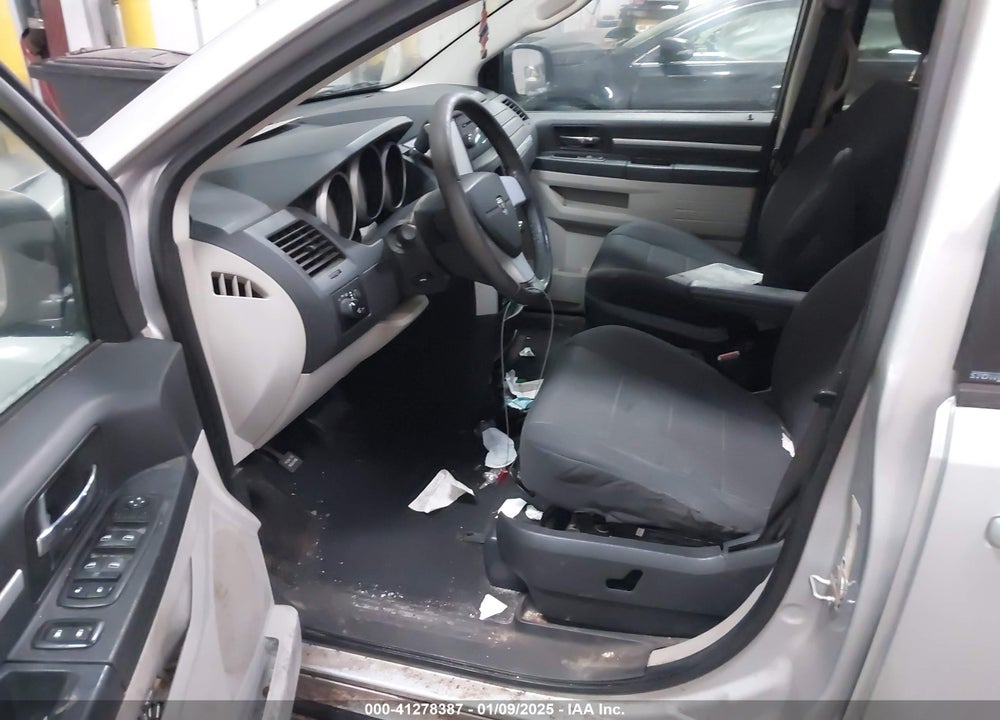 2008 DODGE GRAND CARAVAN SXT VIN: 2D8HN54P68R819185