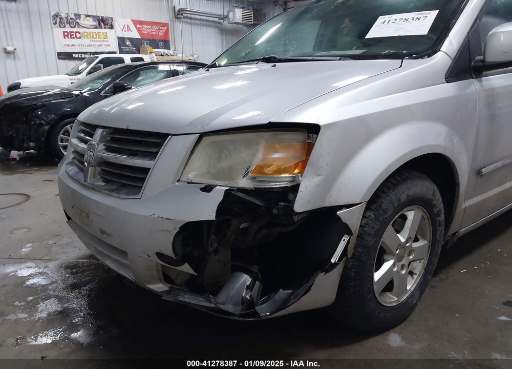 2008 DODGE GRAND CARAVAN SXT VIN: 2D8HN54P68R819185