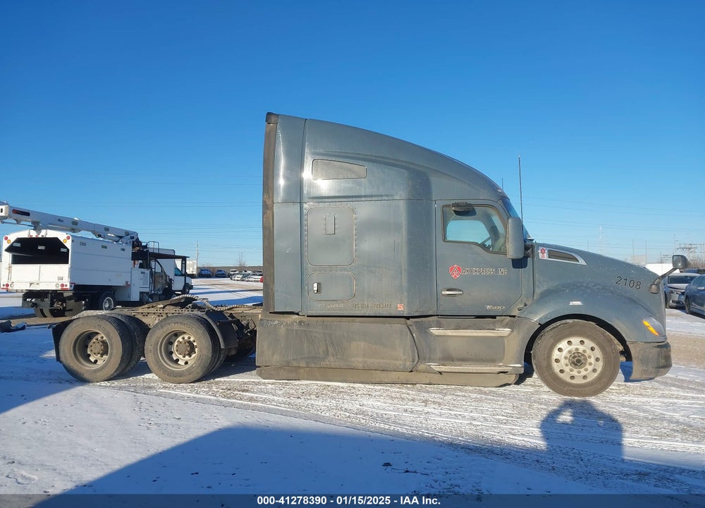 2021 KENWORTH T680 VIN: 1XKYD49X5MJ456059