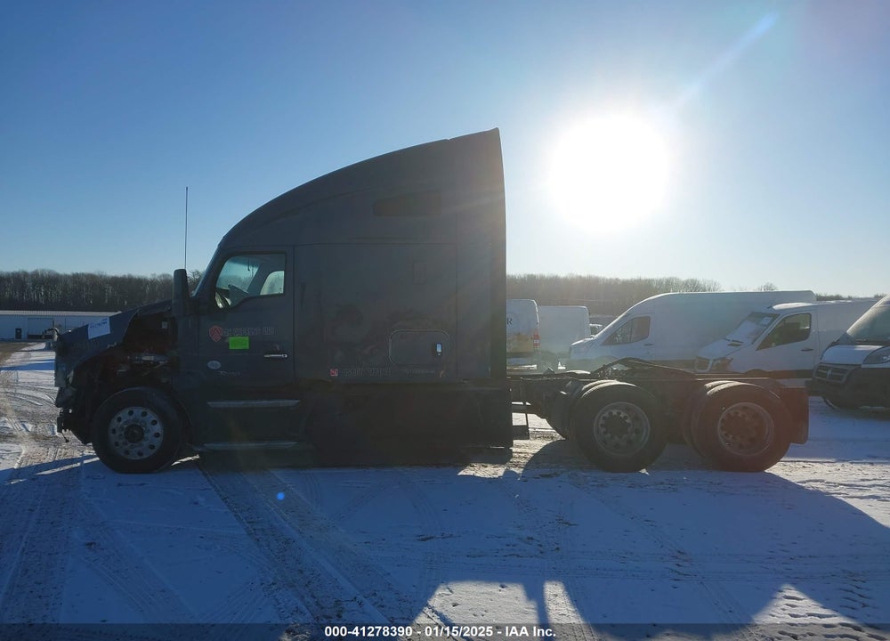 2021 KENWORTH T680 VIN: 1XKYD49X5MJ456059