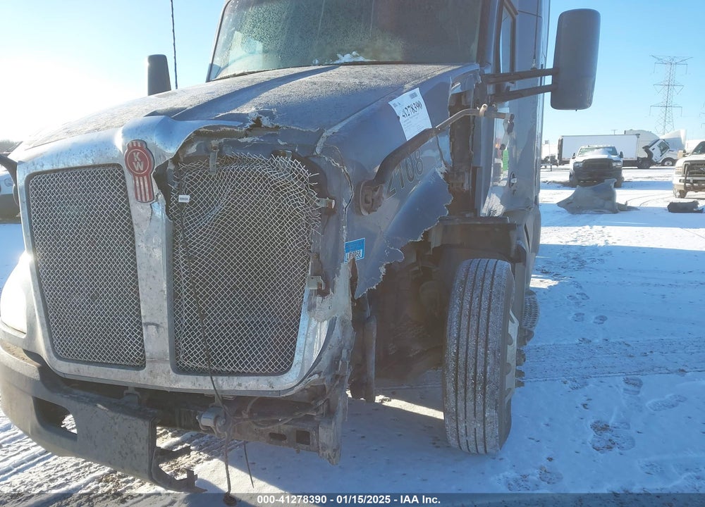 2021 KENWORTH T680 VIN: 1XKYD49X5MJ456059
