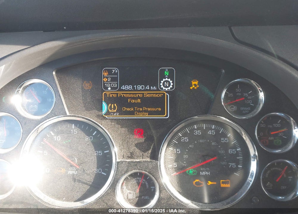 2021 KENWORTH T680 VIN: 1XKYD49X5MJ456059