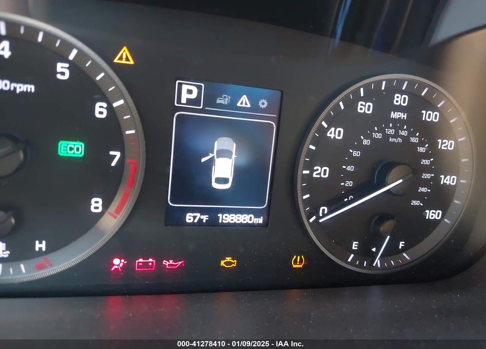 2015 HYUNDAI SONATA VIN: 5NPE24AF0FH002451