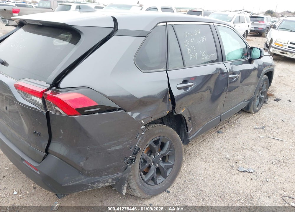 2024 TOYOTA RAV4 LE VIN: 2T3H1RFV1RC284076