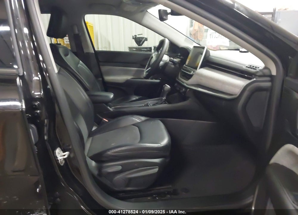 2022 JEEP COMPASS LATITUDE FWD VIN: 3C4NJCBB3NT164355
