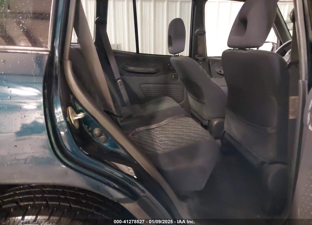 1999 TOYOTA RAV4 VIN: JT3HP10V3X7126679