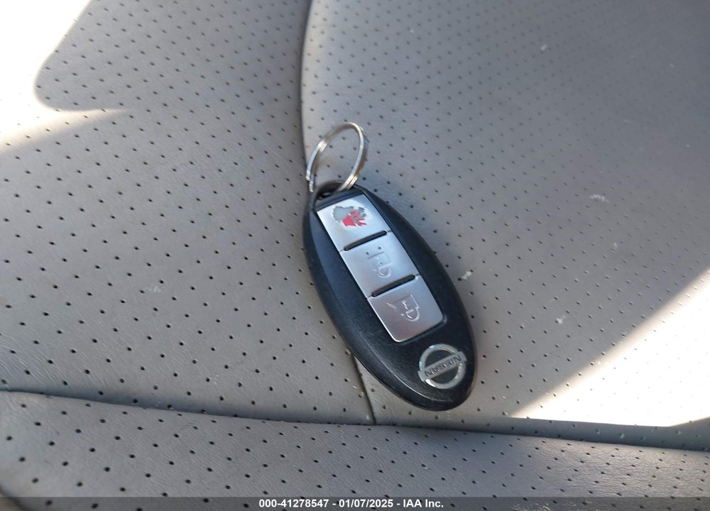 2011 NISSAN ROGUE SV VIN: JN8AS5MT1BW183929
