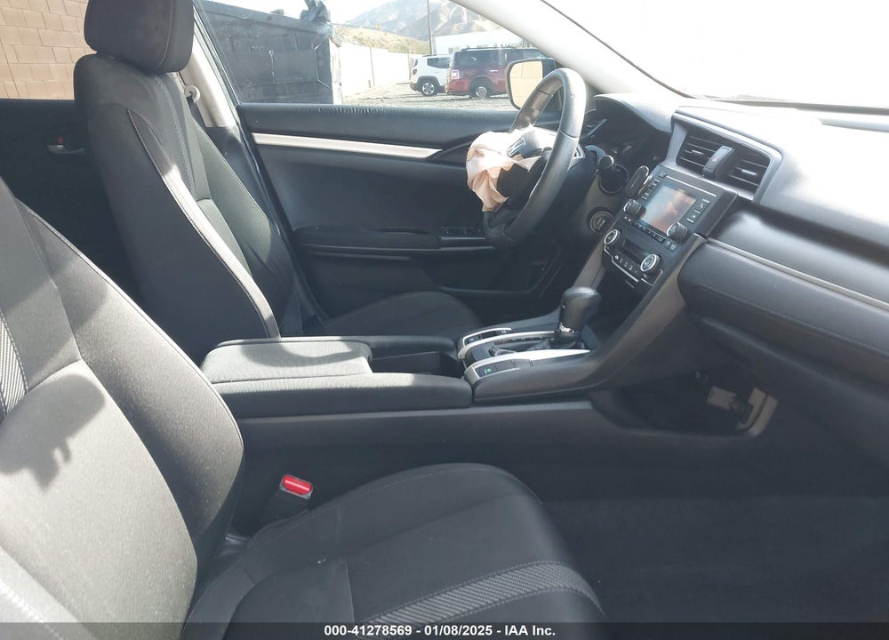 2018 HONDA CIVIC VIN: 2HGFC2F56JH528284