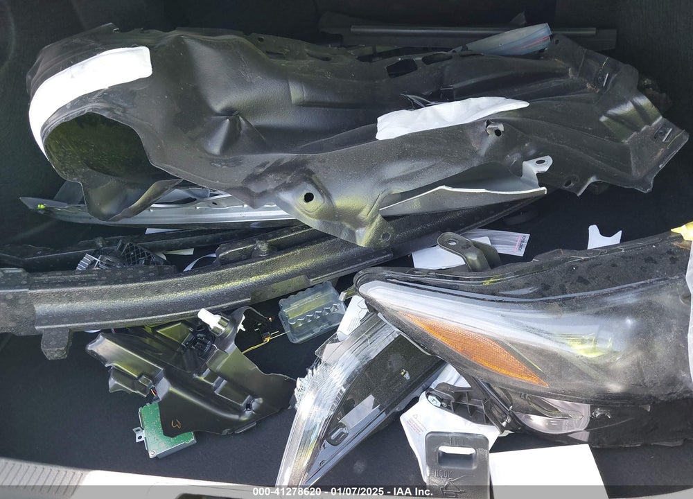 2025 TOYOTA CAMRY SE VIN: 4T1DAACK5SU564641