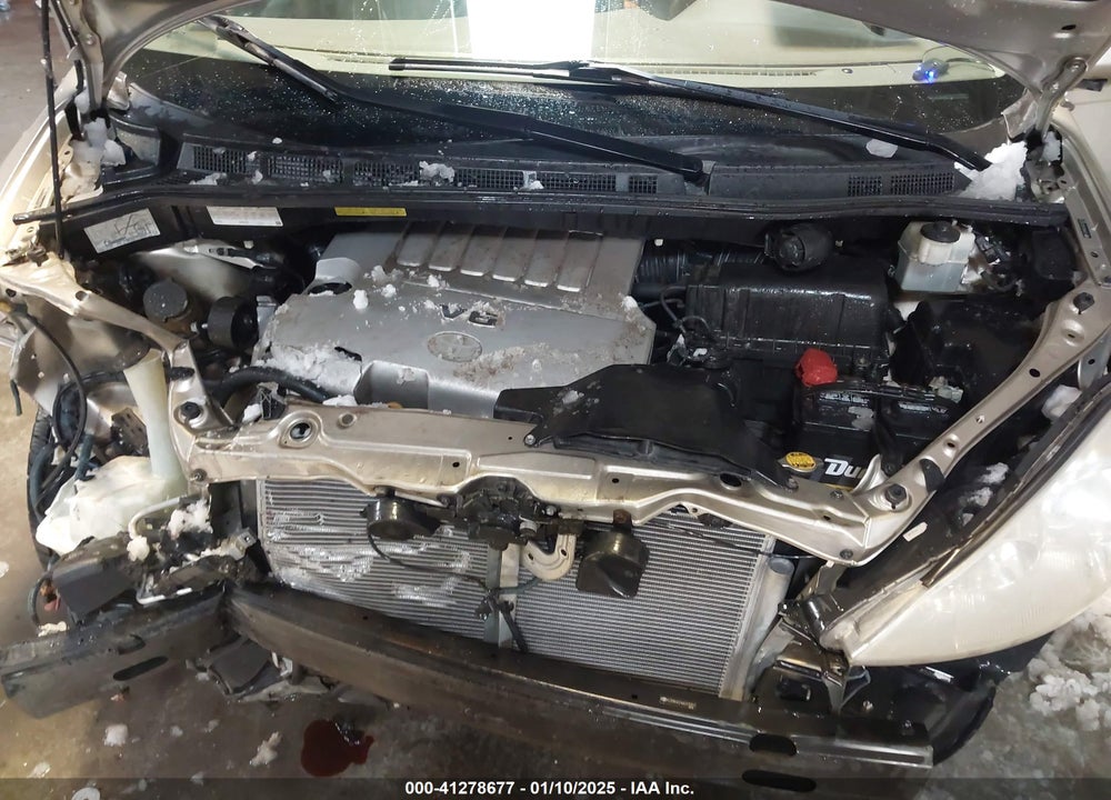 2010 TOYOTA SIENNA XLE VIN: 5TDYK4CC4AS315831