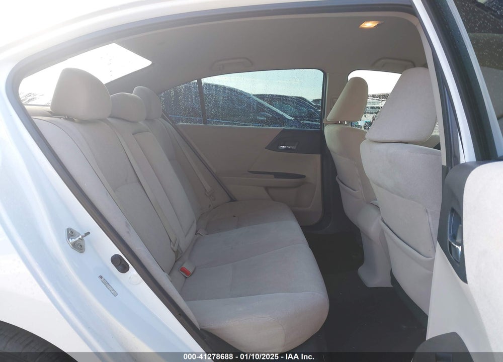 2013 HONDA ACCORD VIN: 1HGCR2F37DA053635