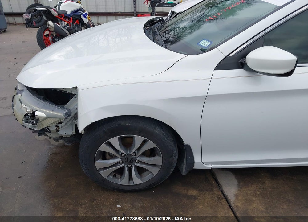 2013 HONDA ACCORD VIN: 1HGCR2F37DA053635