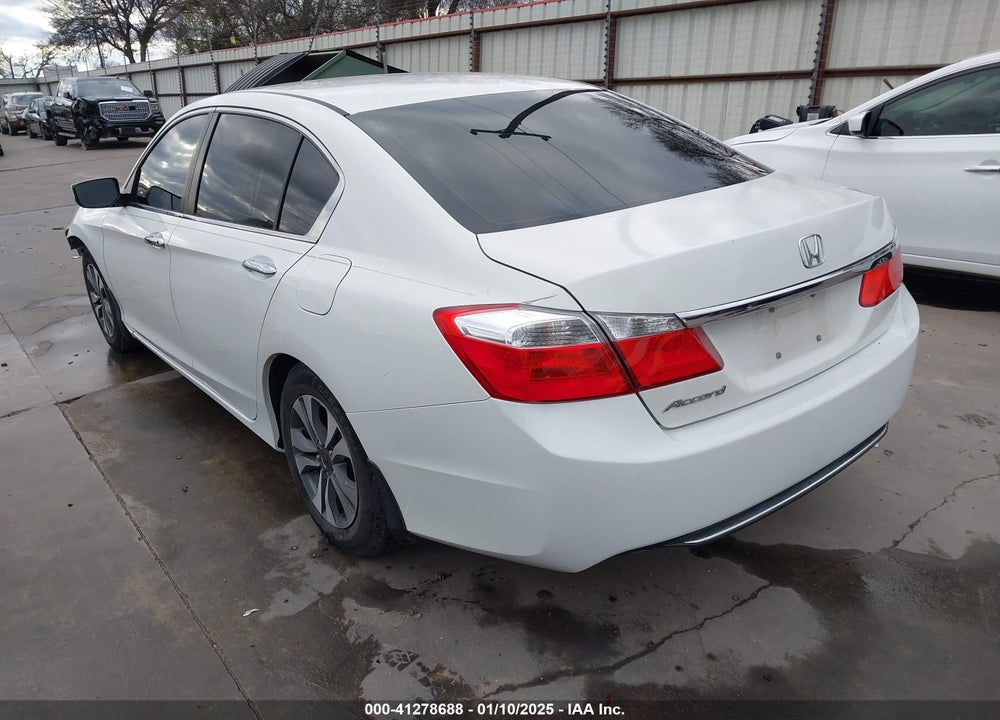 2013 HONDA ACCORD VIN: 1HGCR2F37DA053635