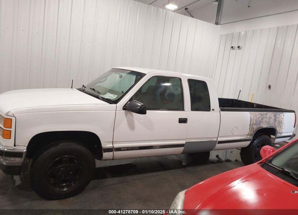 1998 GMC SIERRA 1500 SL WIDESIDE VIN: 1GTEK19R8WE555507