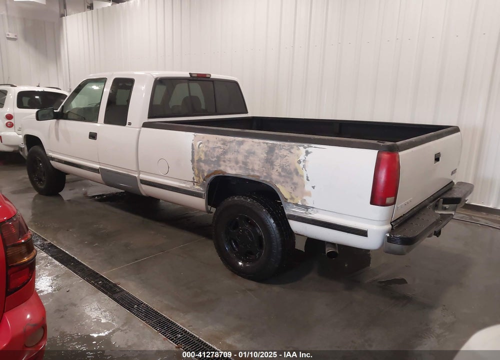 1998 GMC SIERRA 1500 SL WIDESIDE VIN: 1GTEK19R8WE555507