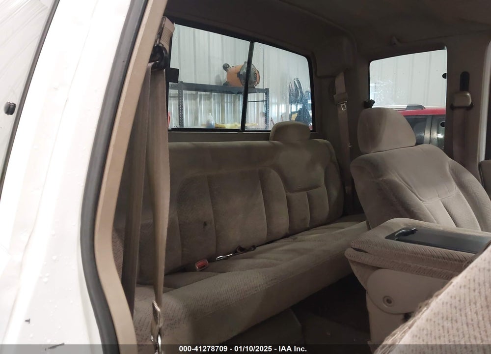 1998 GMC SIERRA 1500 SL WIDESIDE VIN: 1GTEK19R8WE555507