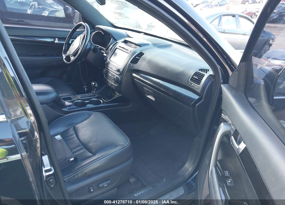 2014 KIA SORENTO LIMITED V6 VIN: 5XYKW4A72EG492963