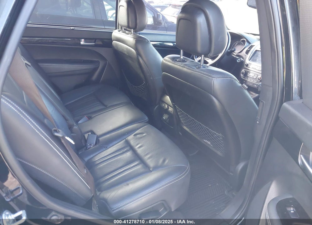2014 KIA SORENTO LIMITED V6 VIN: 5XYKW4A72EG492963
