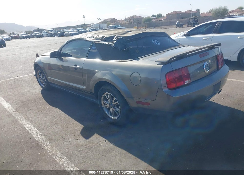 2005 FORD MUSTANG VIN: 1ZVFT84N155231857