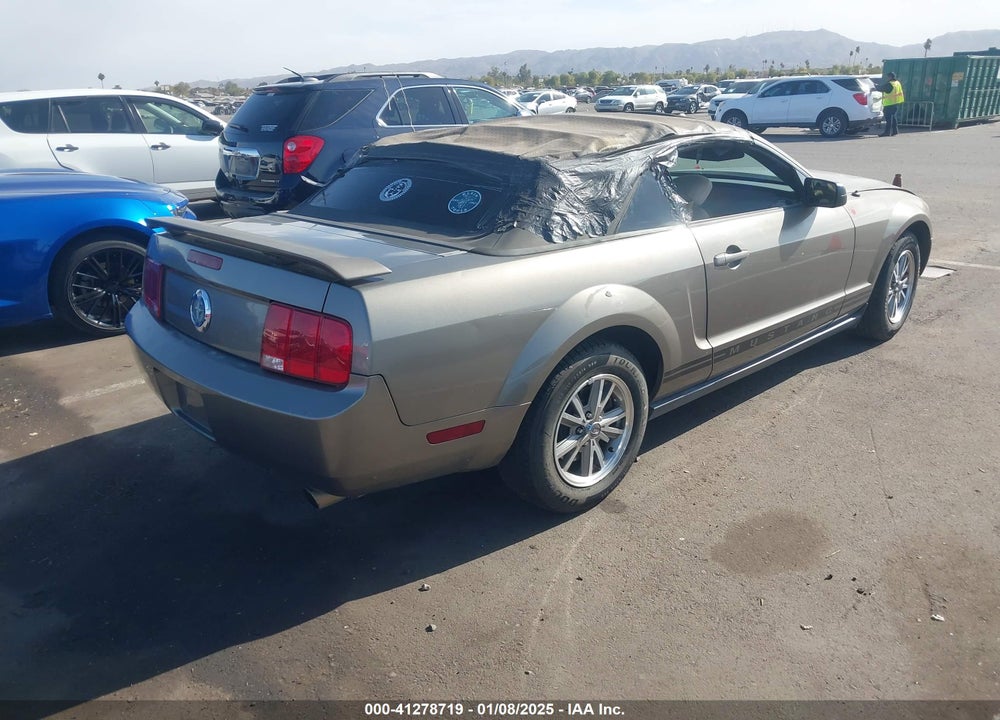 2005 FORD MUSTANG VIN: 1ZVFT84N155231857