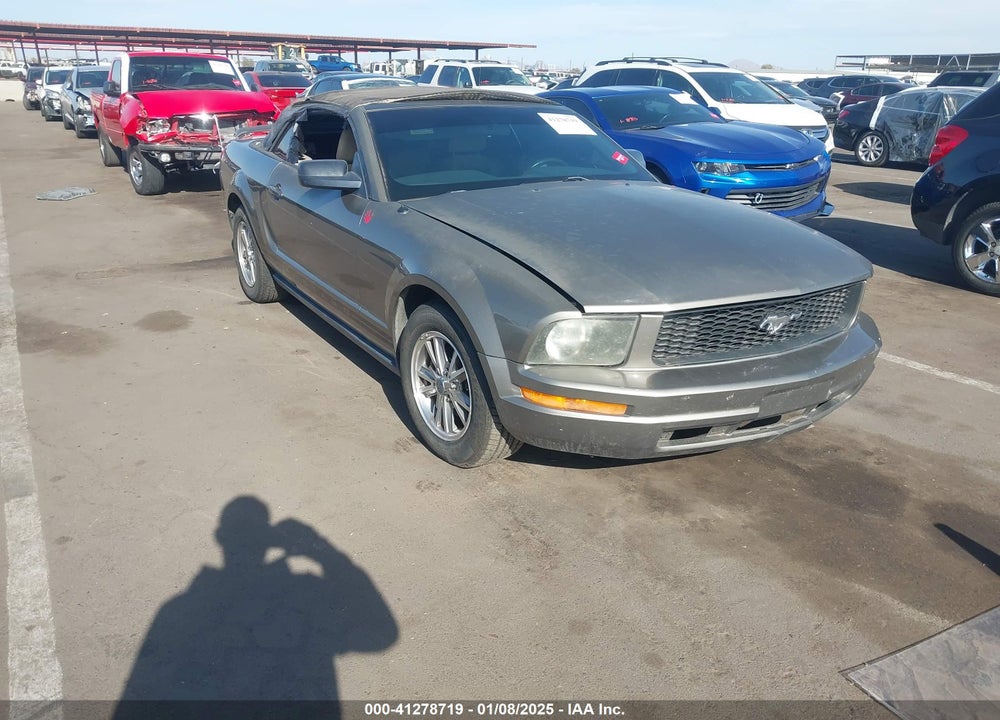 2005 FORD MUSTANG VIN: 1ZVFT84N155231857